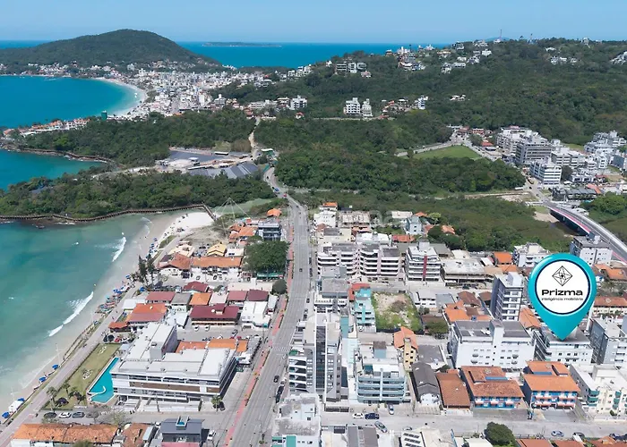 Ótimo apartamento na praia de Bombas. Bombinhas